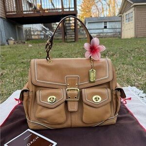 COACH DAPHNE SATCHEL IN CAMEL 🧡